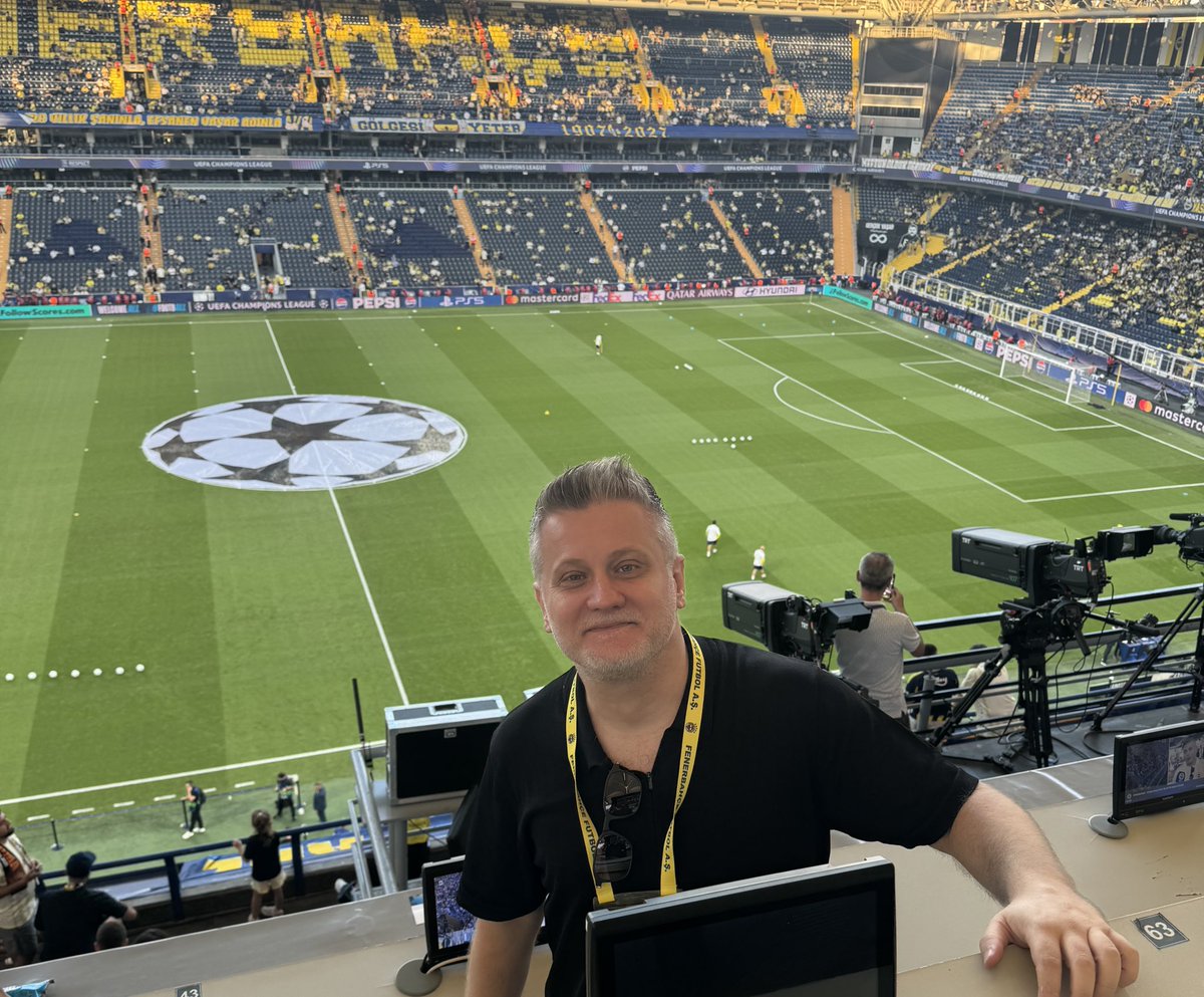 buzzspor's tweet photo. Volkan Demir: "Çok net, 2023-24 şampiyonluğu Fenerbahçe'nin elinden alınmıştır. Bu gerçektir. İsteyen istediğini söylesin." (10 Numara) https://t.co/KoKOmwBtvY