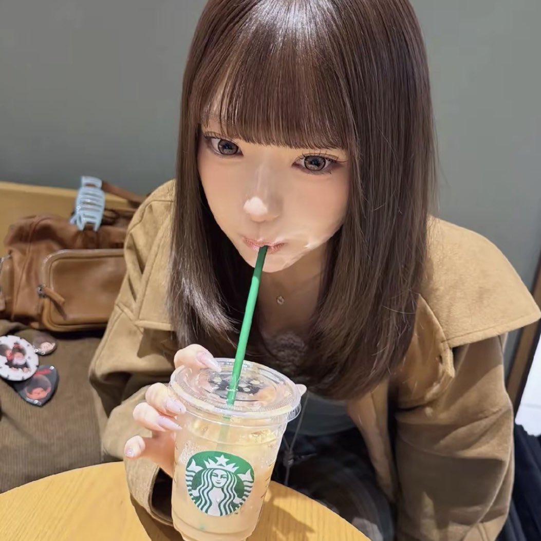 wonnas2e's tweet photo. こんな感じの丸顔丸目で涙袋ぷっくりな子になりたかった https://t.co/JgIgjf7WDB