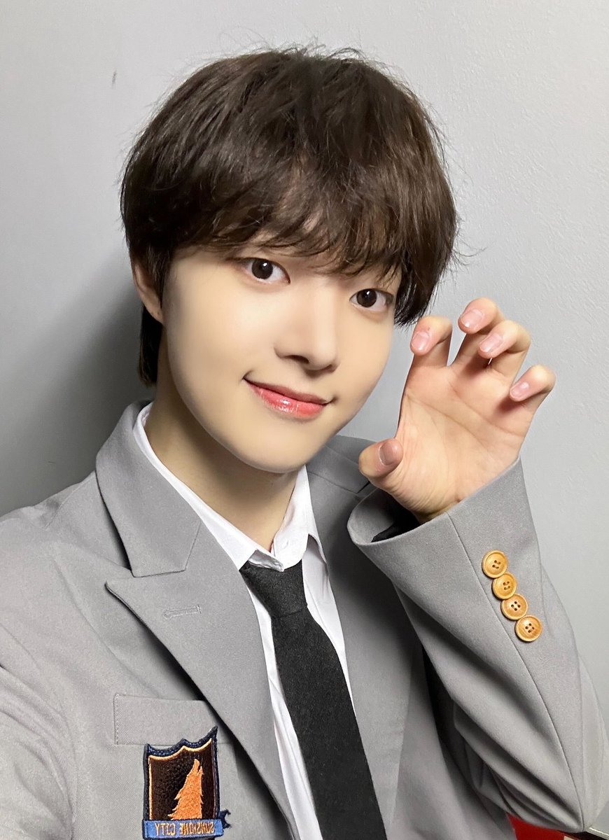 euijjooo's tweet photo. OH THE TEARS https://t.co/dk06gItIxU