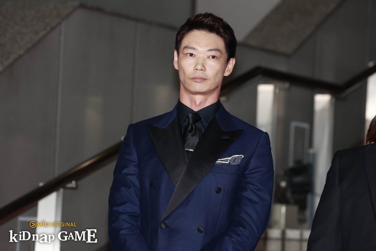 Viu_TH's tweet photo. น้องวิวมีภาพสุดประทับใจจากงาน Premiere Event "kiDnap Game" ที่ญี่ปุ่นเมื่อวันที่ 2 ต.ค. ที่ผ่านมา มาฝากจ้า 

📍ใครที่รอดูความสนุกและความตื่นเต้นนี้ เตรียมตัวนับถอยหลังกันได้เลย! เพราะซีรีส์ kiDnap Game พร้อมลงจอฉายตอนแรกแล้ว ในวันที่ 6 ตุลาคมนี้ เวลา 20.00 น. ที่ #Viu 🔥

#kiDnapGAME #KentaroSakaguchi #LeeJoonGi #Narupreaw #Viuอ่านว่าวิว #ViuดูฟรีบนTV
