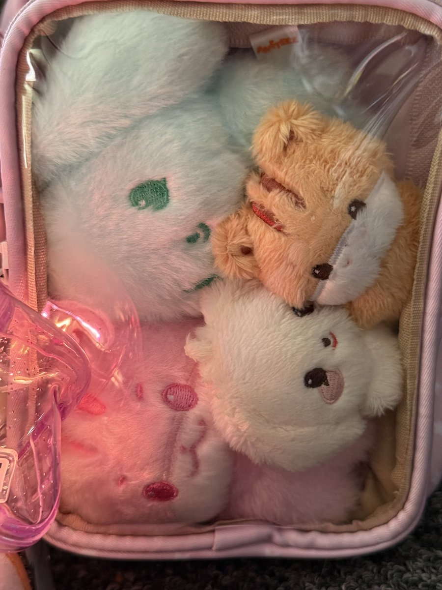 ateezyaoi's tweet photo. #bag https://t.co/dNR65nUYcF