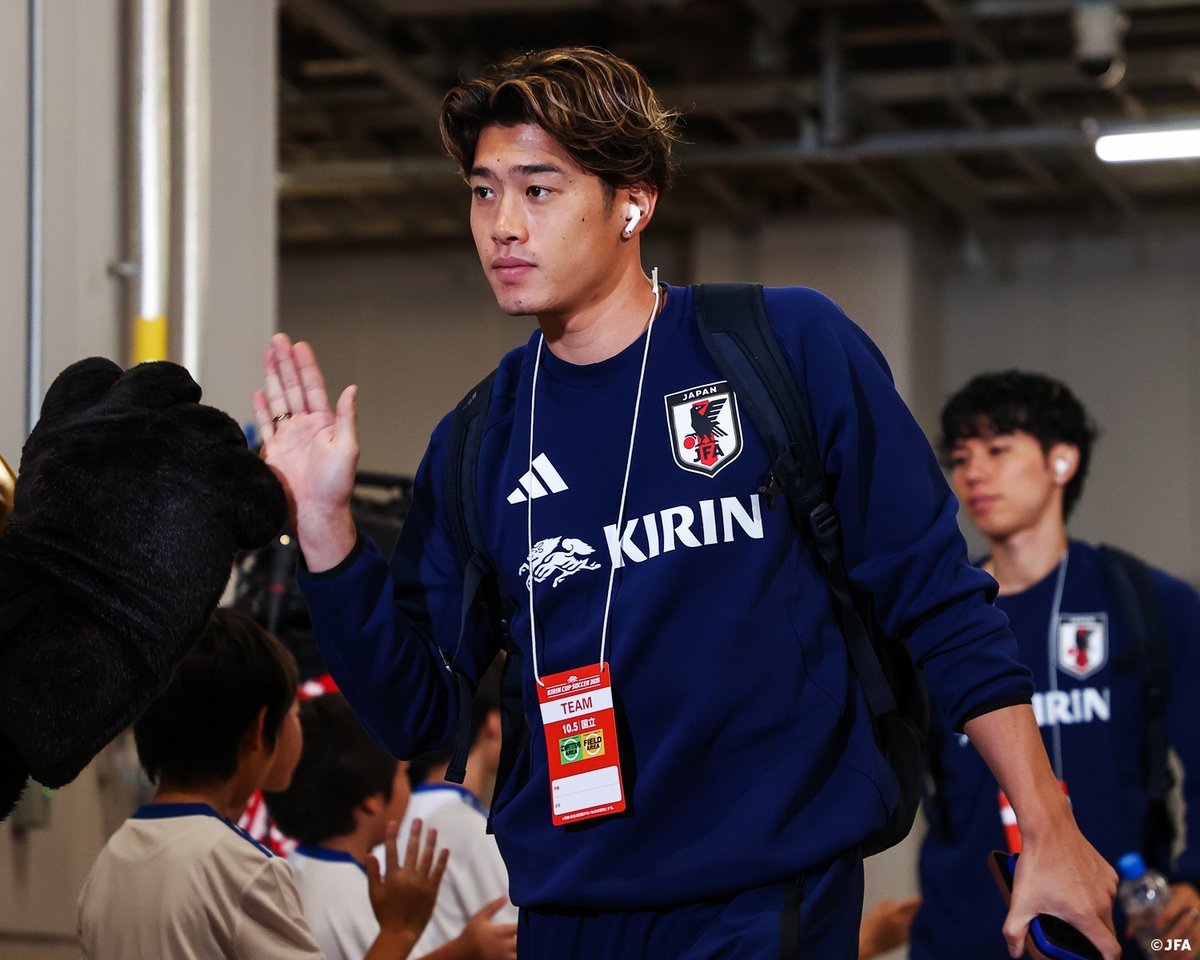 jfa_samuraiblue's tweet photo. キックオフまで...
あと45分⏳

選手たちが決戦の舞台・国立競技場に到着！

🏆キリンカップサッカー2026
🗓️10.5(月) ⌚19:30(予定)
🆚ニュージーランド代表🇳🇿
🏟️国立競技場(東京)
📺テレビ朝日系列全国ネット生中継
📱TVerライブ配信
📱ABEMAライブ配信
📱DAZNライブ配信

#サッカー日本代表 https://t.co/WVmQcO456I
