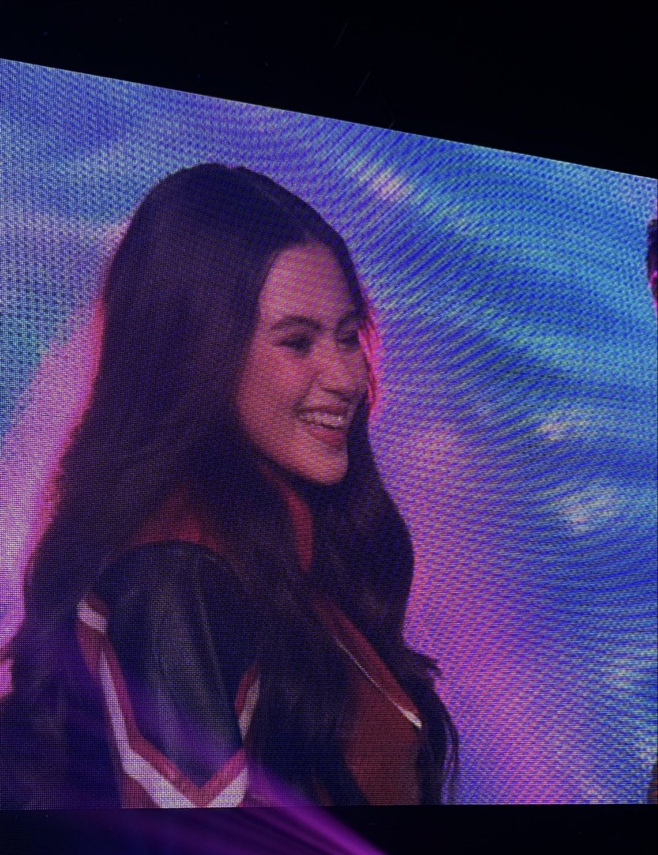 Sweet961813's tweet photo. Baket kase ang bagay nila 🤭

#capkrys https://t.co/tvJN5bIlsw