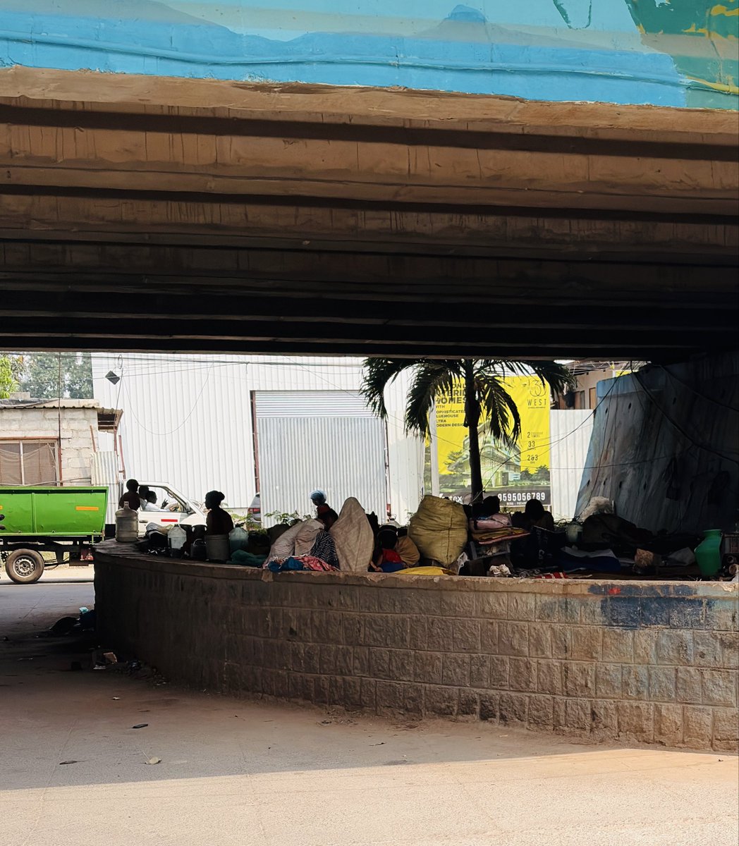 DayanandK123's tweet photo. @Deeswm49 @GHMCOnline @CommissionrGHMC @ZC_SLP @DC_SLP49 Dear Sir, hutments were cleared a week ago. But new (more ppl) unauthorized hutments have come up at the same spot under the flyover since last night. Request immediate removal + permanent barricading to stop repeat encroachment. Also a security concern for nearby residents. 🙏 https://t.co/T6ariFXDA2