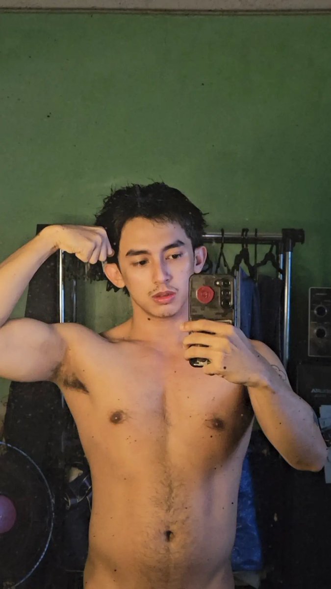 Visage44401488's tweet photo. 2025 and 2026. twink to Twink 🦆 https://t.co/MvnIlWohqe