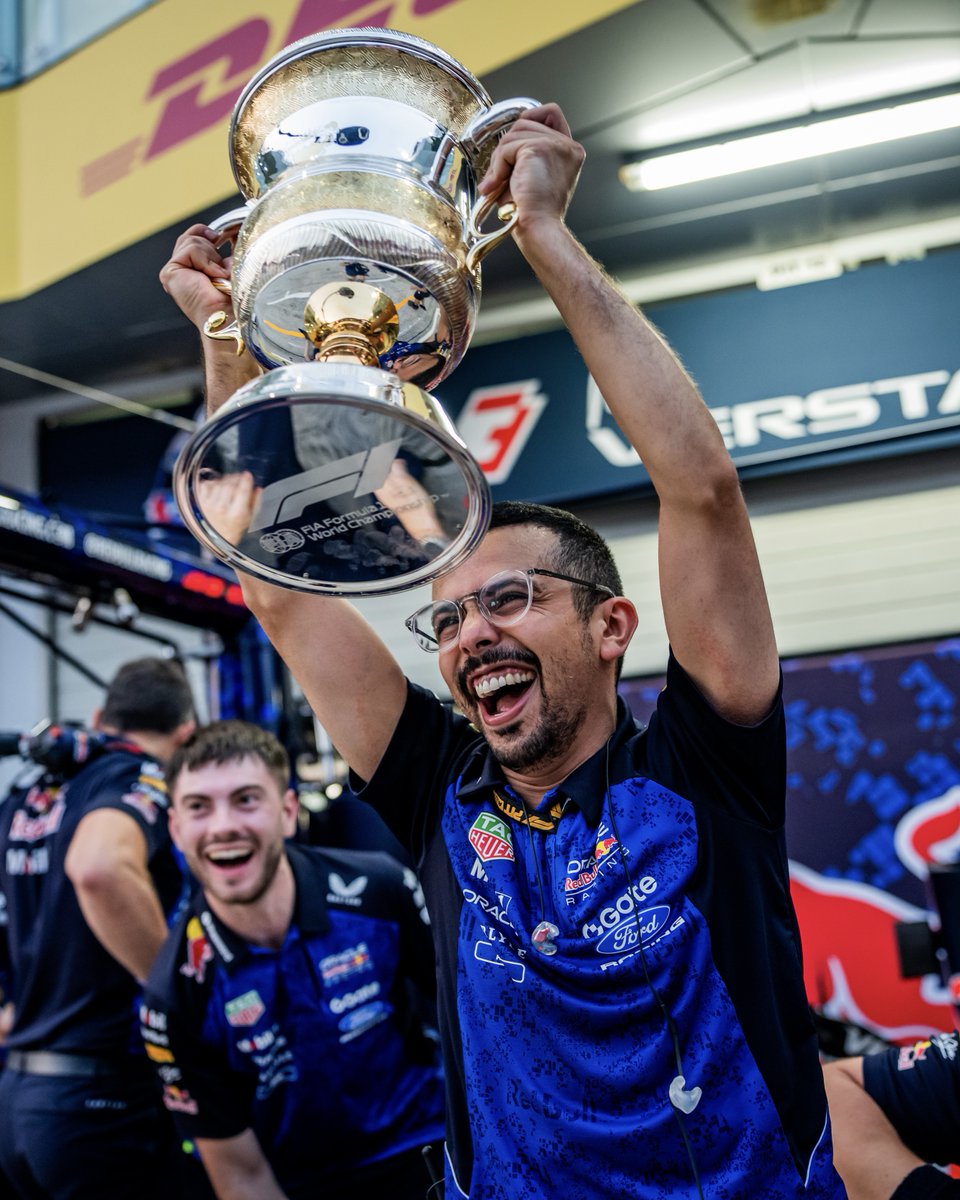 redbullracing's tweet photo. A milestone moment 🏆💙

#F1 || #BahrainGP https://t.co/zpiOYnkRuc