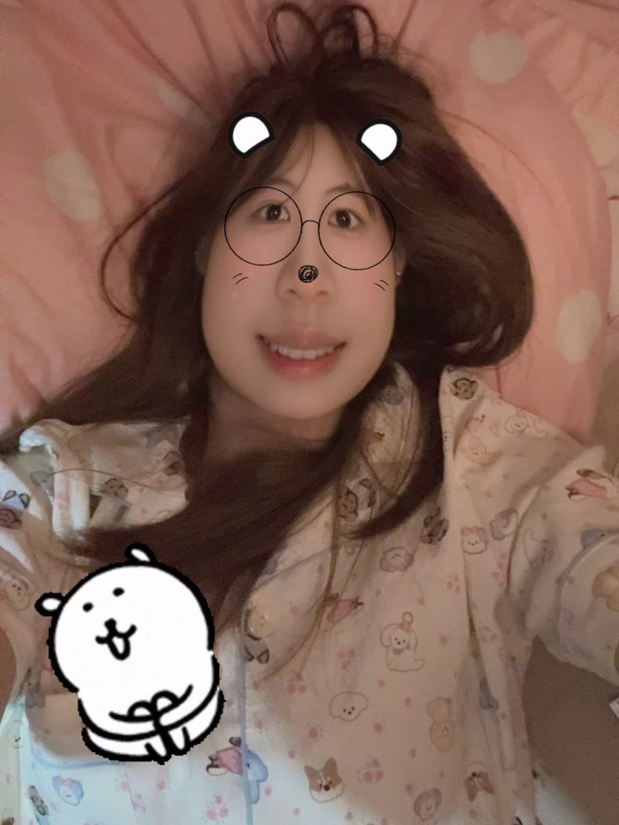 MichaelJoh22299's tweet photo. 还是在床上躺着舒服。 https://t.co/Xgap1SiT4y
