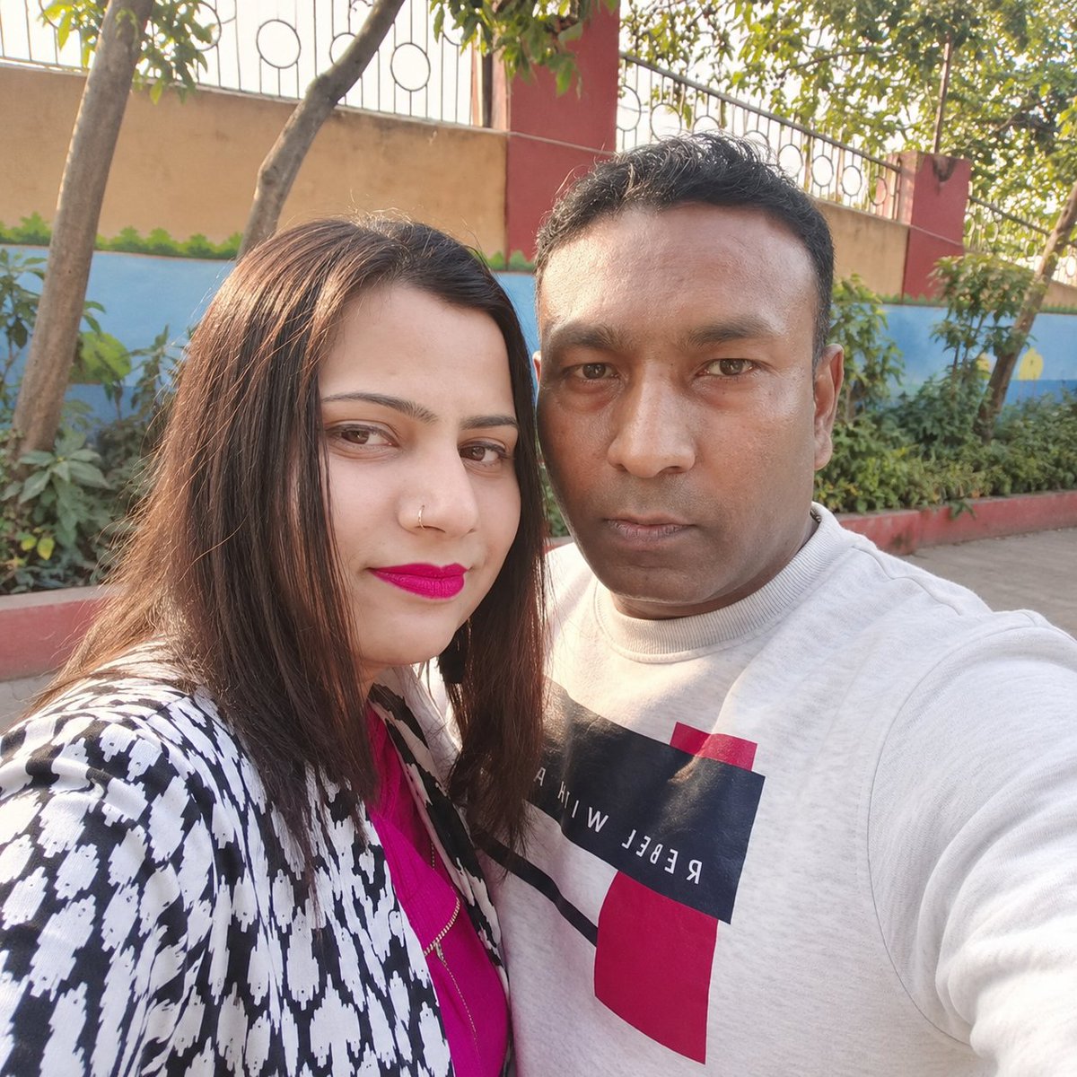 venom1s's tweet photo. Dr. Sandeep Singh

A surgeon working at a government hospital in Kanpur Dehat.

He took his own life because of constant fights with his wife, Kanchan.

Kanchan was unemployed. He was a surgeon.

Still, he lost.

How many more men will die because of women? https://t.co/QaxvSHBb1B