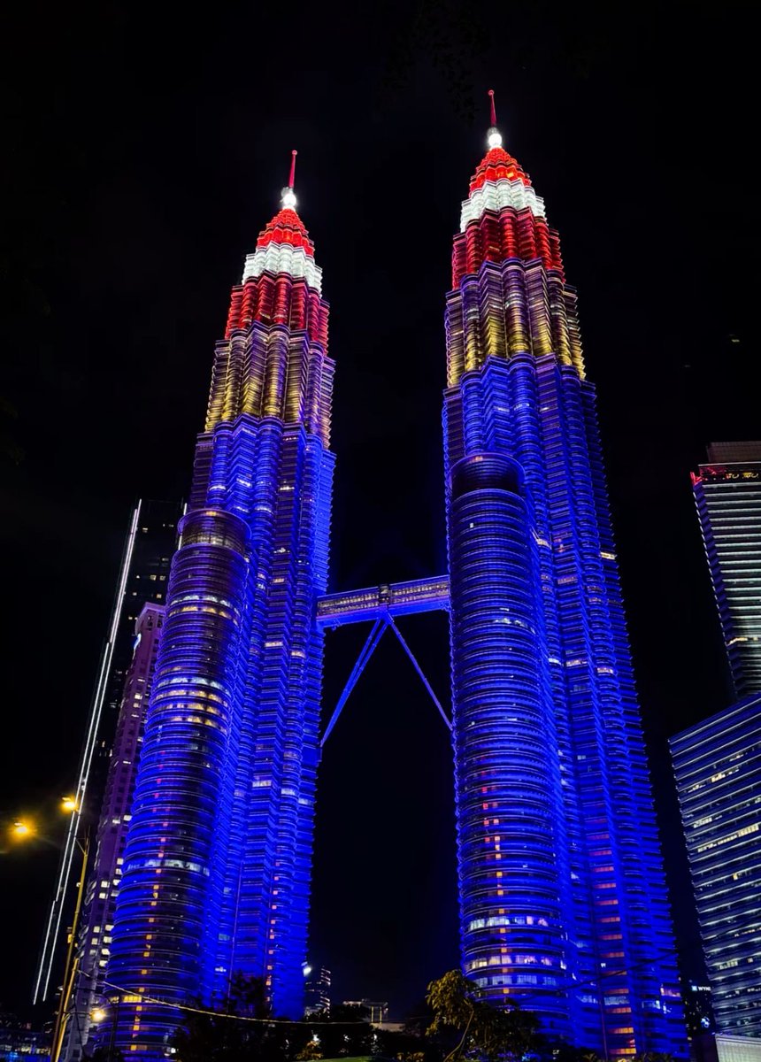 ChanLillyy's tweet photo. @SaufyJauhary Apa khabar wahai warga indonesia iq78..boleh lihat cara penyampaian pada komen ini sudah terang lagi bersuluh semuanya al baladah belaka.. mahupun ekonomi, pendidikan juga merosot.. sudahlah menghina malaysia, pura pura pula menjadi mangsa.. patutlah negara tidak maju indon indon https://t.co/HNwHY048uV