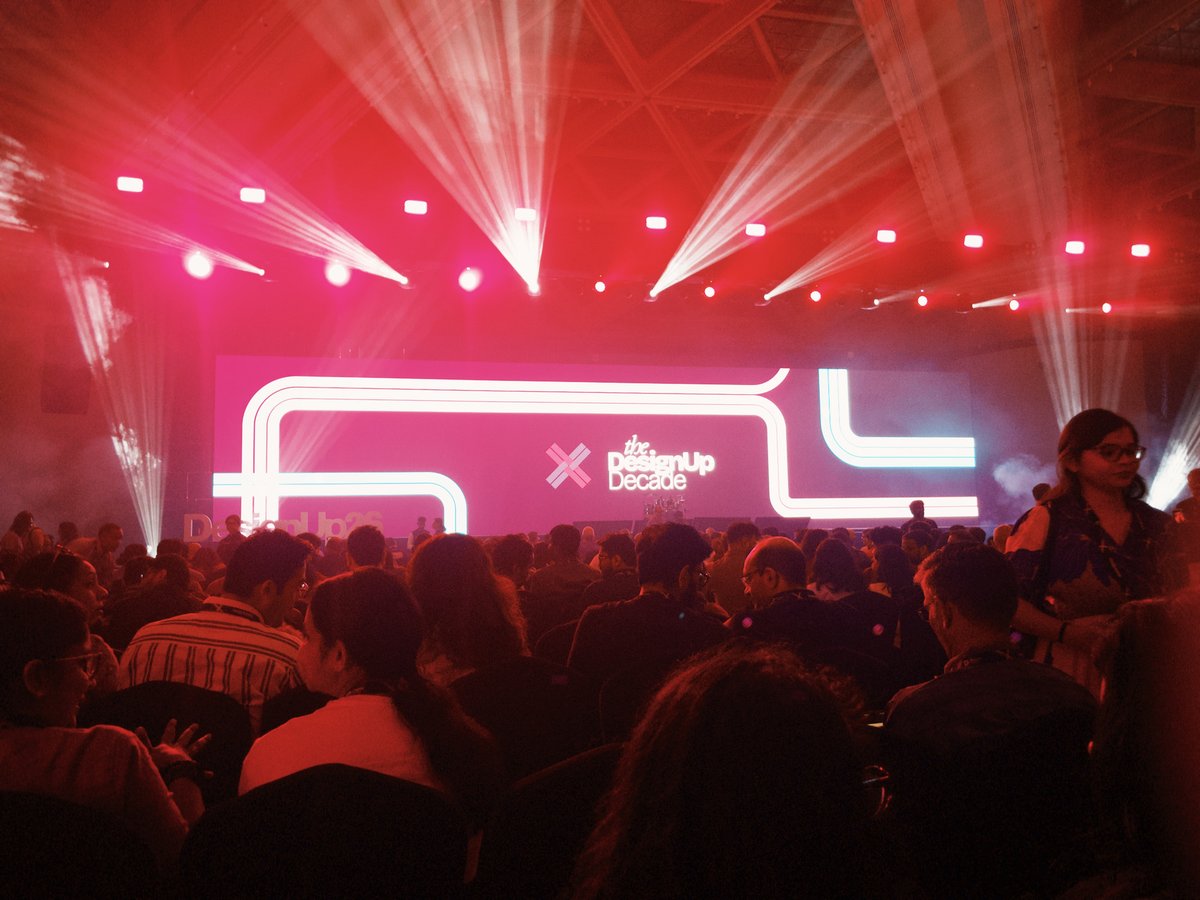 whizabz's tweet photo. 10 years of @DesignUpConf = 3 days of inspiring ideas, curious conversations, and shirt twins. 😉

The talks give you ideas 💡and the hallways give you people 🫶

It has turned into a yearly reunion of sorts, and I'm not complaining – met old friends, made some new ones, and had a lot of fun. 🥳

Thank you to the team behind it. 👏

#DUp26 #DesignUp #DesignUp2026

Accessibility nerd alert: every photo here has alt text. 🤓