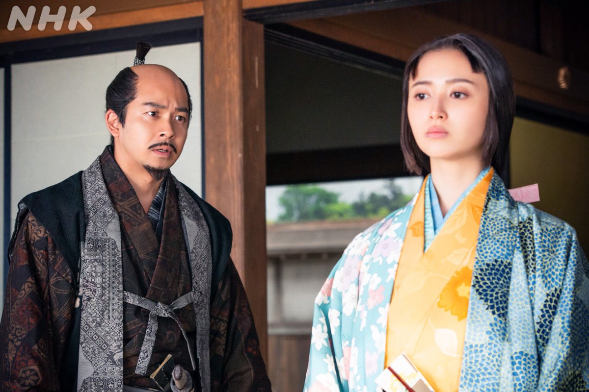 nhk_toyotomi's tweet photo. 次回の #豊臣兄弟 は>>>
第39回「茶々の本心」
⚫︎10月11日(日)［総合］夜8:00ほか

秀長は秀吉に、後継者となる実子をもうけるため
織田の血を引く茶々をめとるよう勧める

あらすじはこちら🔗https://t.co/sHIT76Z48S

#仲野太賀 #井上和 https://t.co/IEfWcaT9yL