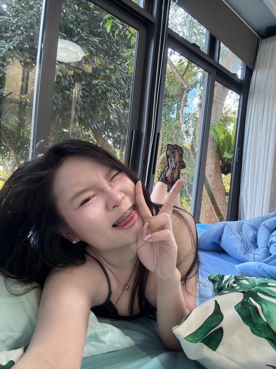 aser_456's tweet photo. ไม่ได้รับขายบริการนะคะ หาซื้อผู้กินอย่างเดียวค่ะ!~ #ยิ่งเด็กนักเรียนยิ่งชอบ😋 https://t.co/6qYPYC6Ic3