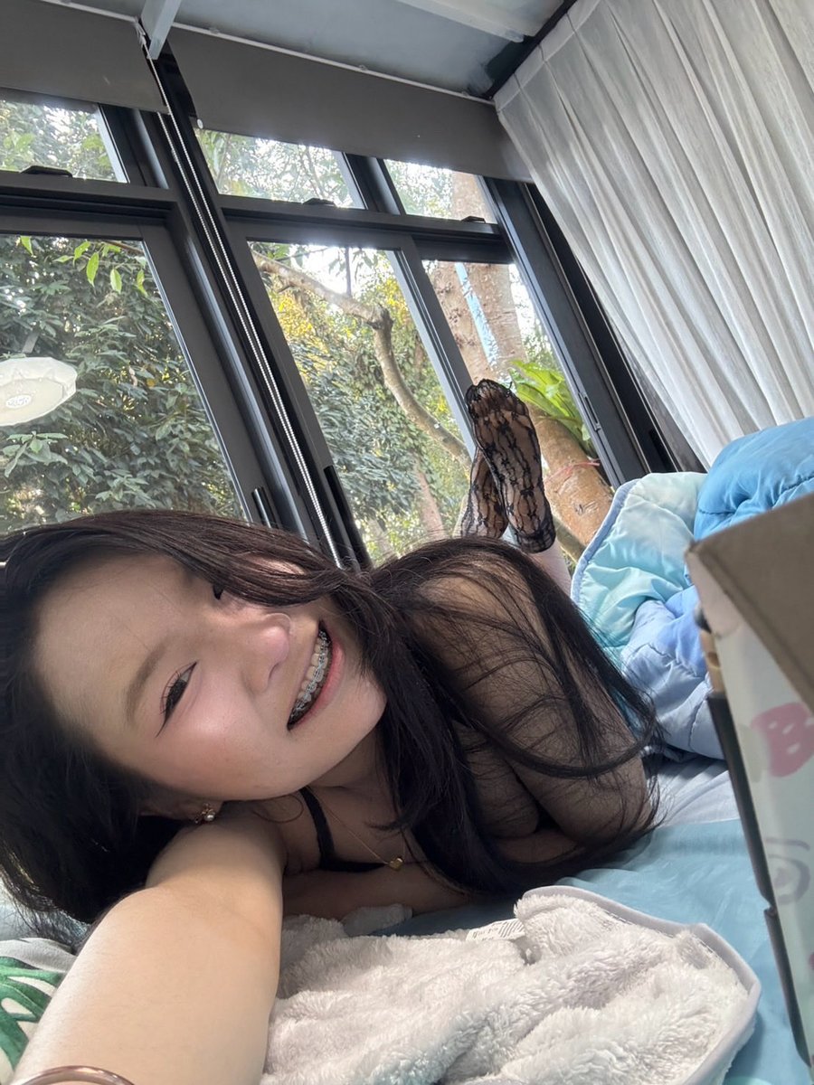 aser_456's tweet photo. ไม่ได้รับขายบริการนะคะ หาซื้อผู้กินอย่างเดียวค่ะ!~ #ยิ่งเด็กนักเรียนยิ่งชอบ😋 https://t.co/6qYPYC6Ic3