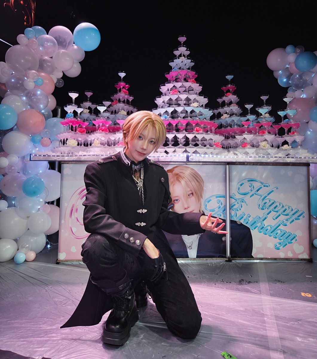 ojigi_chandayo's tweet photo. イベントに足を運んでくださった皆様、一緒にお祝いしてくれて本当にありがとうございました(🫵🏻 ᴖ ̫ ᴖ)💕🎵　
遠隔でお祝いして下さった方もとてもうれしかったです😭
おじぎでいさせてくれてほんとありがとう！！
また来週のイベントで...♪*ﾟ

#おじぎ生誕2026 https://t.co/EV78EjC8M9