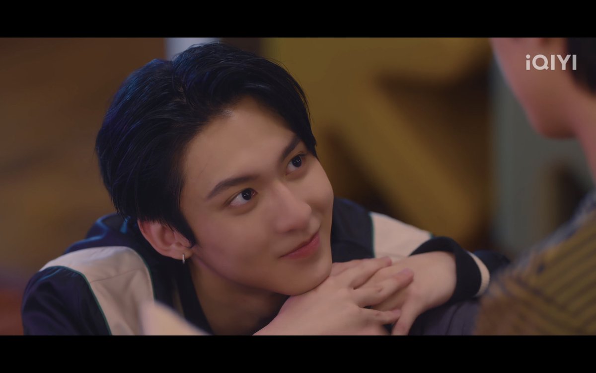 yoursef_withyou's tweet photo. My replay button is fighting for its life right now. How am I supposed to survive a whole seven days until the next episode after that?! 😩 #MrFanboyEP6 https://t.co/o7lp1BOTf4