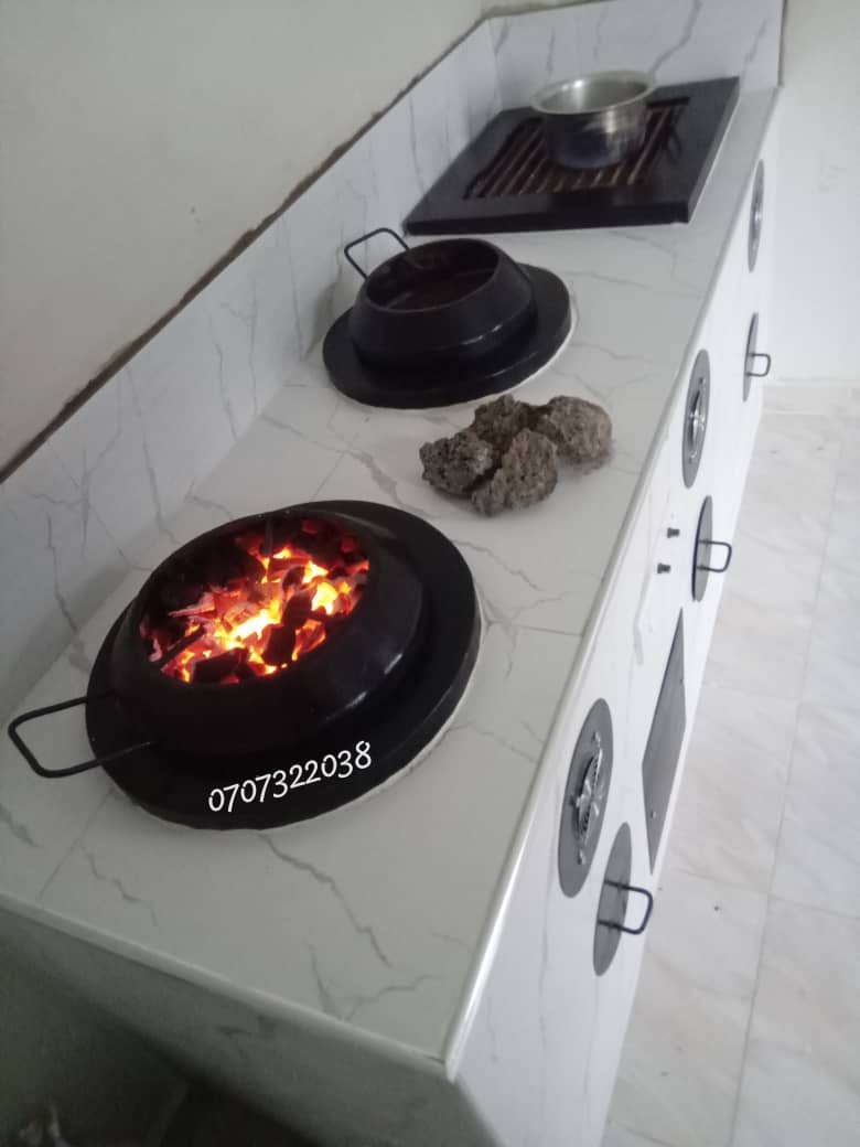 bkengineering01's tweet photo. Built to perfection, designed to last for generations. Two cooking burners and a grill at 2,300,000 shs only.
#cleancooking #fastcooking #spendlesssavebig #kyuusaenfumbayo #SolarStoves https://t.co/sdnzD4IK34