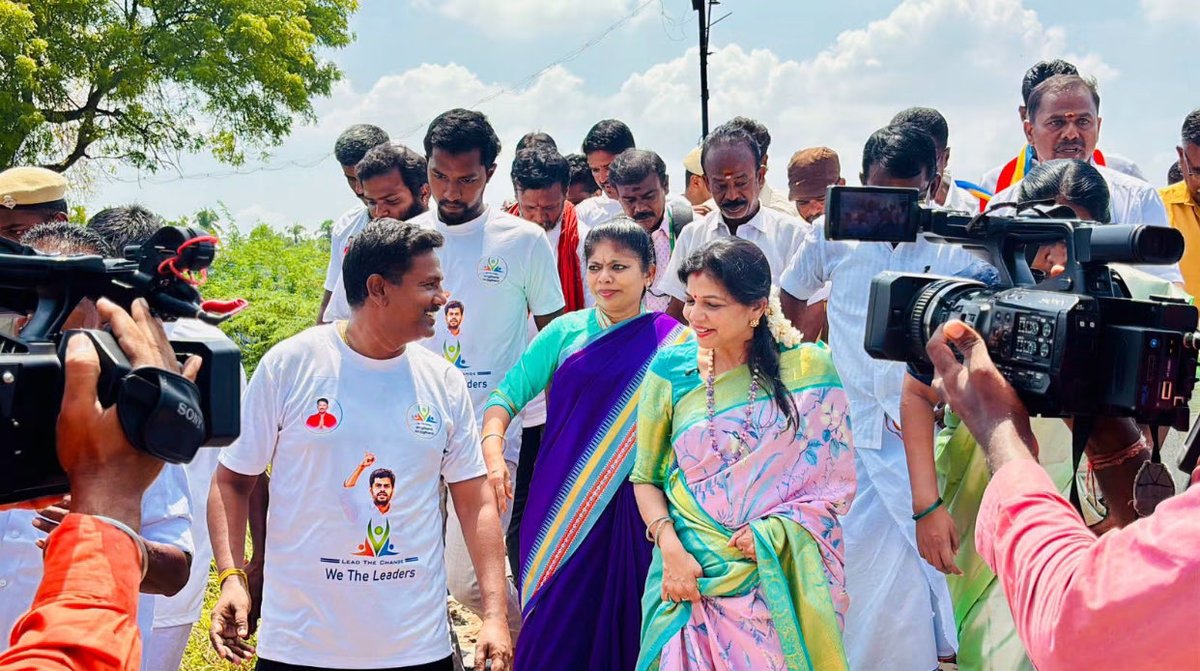 tirunelveli_wtl's tweet photo. தொடர்ந்து பத்து வாரங்களாக தாமிரபரணி ஆற்றை தூய்மைப்படுத்தும் திருநெல்வேலி We The Leaders தன்னார்வலர்களை பாராட்டியை திருமதி . Dr. சௌமியா அன்புமணி MLA அவர்கள் 🙏 https://t.co/ijPsJwfBlX