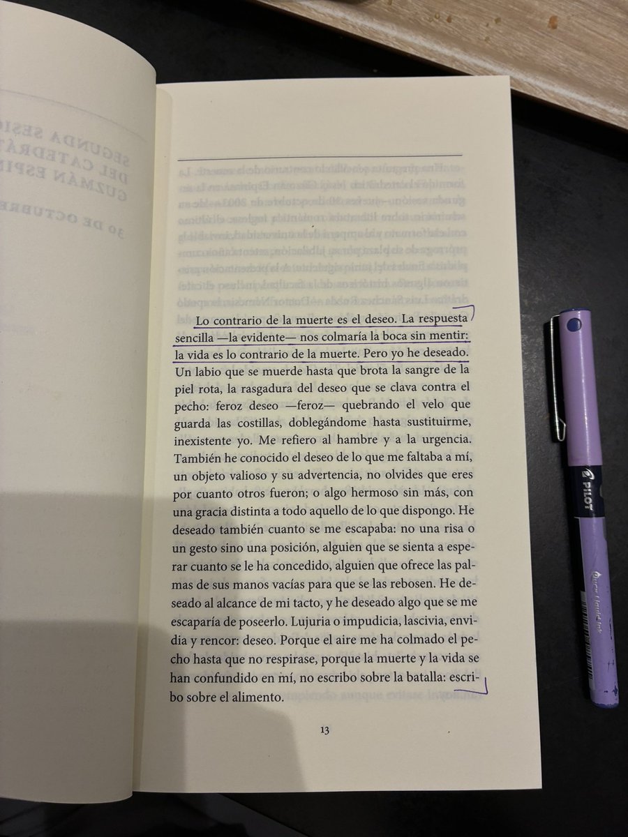 faareeha_'s tweet photo. Calma, tía, que es la primera página. https://t.co/g0OiQ7bCpU