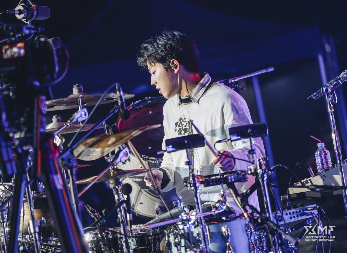 XMF_official's tweet photo. [XMF 2026] DAY2 SKETCH ⭑ DAY6

•························· ⭑ ·························•
XMF 2026
Croxx The Sound, XMF!

2026. 10. 03(Sat) – 10. 04(Sun)
Paradise City

#XMF2026 #XMF
#XnterstellarMusicFestival2026 #XnterstellarMusicFestival https://t.co/lqsQeCWmSK