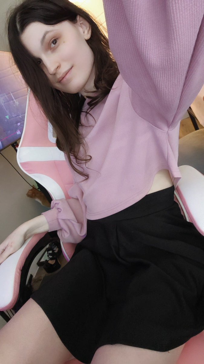sofiaGenival's tweet photo. You all should be sincere how do I look on this lovely dress 👗🏳️‍⚧️🏳️‍⚧️💕💘 https://t.co/HE8TMRRREA