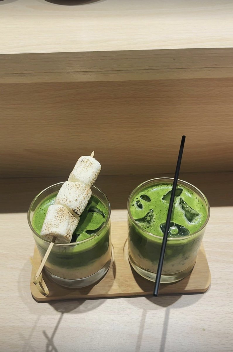 yoshiemica's tweet photo. matcha 4 lyf https://t.co/ghBpHYbEbD