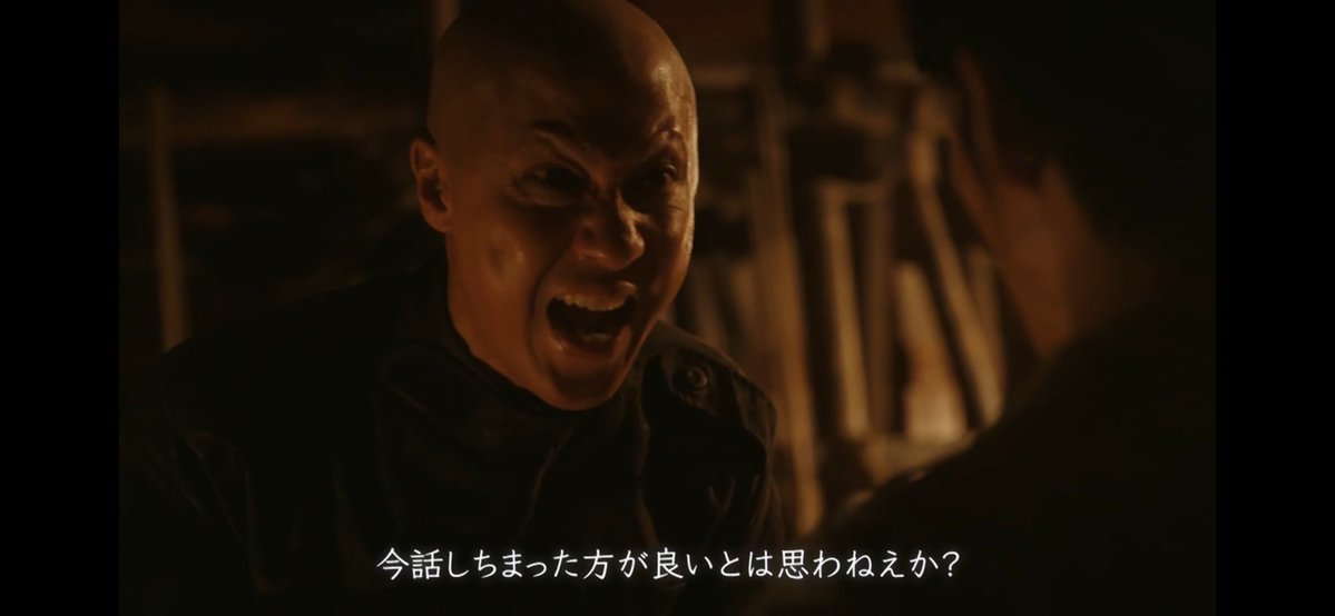 NafterG's tweet photo. 別班を拷問すれば国家機密がボロボロ出てくると思ってるシンシー、相手が悪すぎる説

シンシー「テントについて知っていることを全部話せ」

別班「知らん」

シンシー「ノゴーン・ベキは？」

別班「知らん」

シンシー「ノコルは？」

別班「だれ？」

シンシー「テントの目的は？」

別班「知らん」

シンシー「……強情な奴だ。なら質問を変える」

シンシー「他の別班メンバーの情報を話せ」

別班「知らん」

シンシー「それも言わないのか？」

別班「いや、それもマジで知らん」

シンシー「……」

別班、秘密を守ってるんじゃなくて
そもそも何も知らないの強すぎるwww

#VIVANT #vivant考察　#vivantep19
