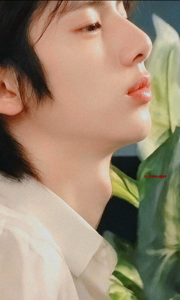 Tofu080103's tweet photo. 김주훈 입술 https://t.co/Ohhk4cRM7f