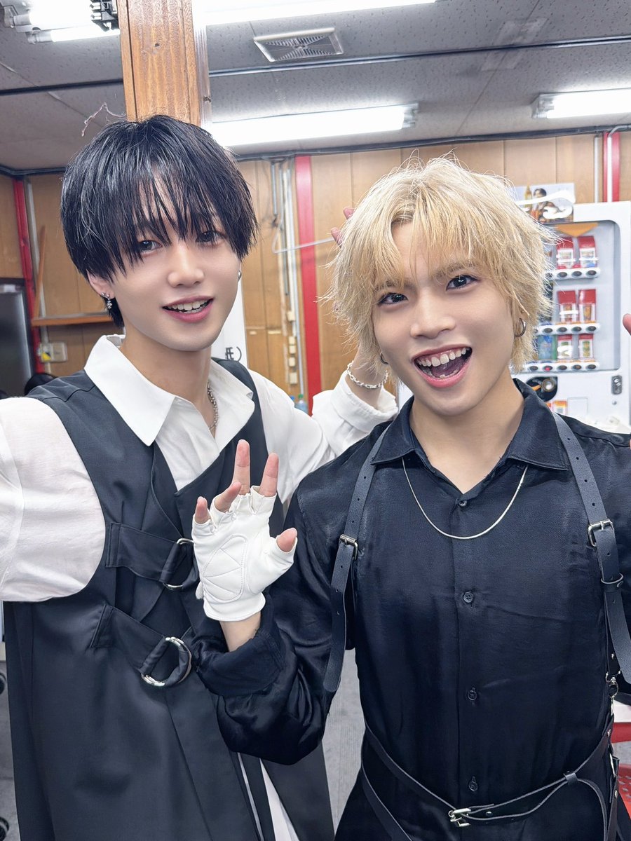 saihiro_'s tweet photo. 昨日、初のパフォーマンスビデオが公開されました🎥

みんなもう見てくれたー？👀
大和ダンス上手すぎ、僕も頑張ります🙂‍↕️

何回でも見てほしい！！
感想も待ってます☺️

#BAKUCHU #齋藤光希 #石渡大和 https://t.co/Gm4pPAAg27