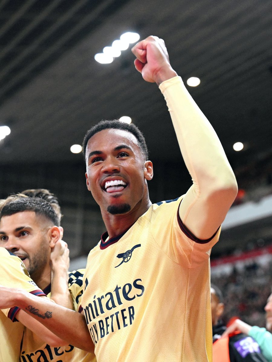 Arsenal's tweet photo. The Premier League is back this week ❤️‍🔥 https://t.co/wOD67S7Dk5