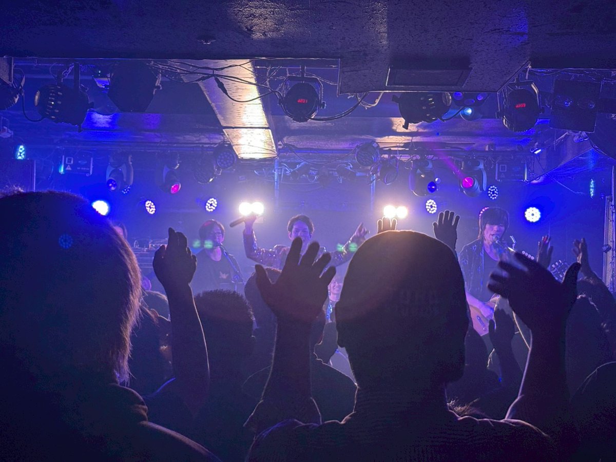 sumito_amvition's tweet photo. 【40名到達ッ!!】
昨年は売上0枚だった10月。
そのジンクスを打ち破ってくださったのは、
静岡県のお方💥
1枚ご購入頂きました!!
有難うございます🦖💨
現在40名!!🎫
(目標150名)
👇オンライン
https://t.co/SFK1wdAFdr
👇手売り
https://t.co/u3AoFja81s
#ゴジラ
#ゴジラをモチーフに作曲 https://t.co/AtjwU6WvWE