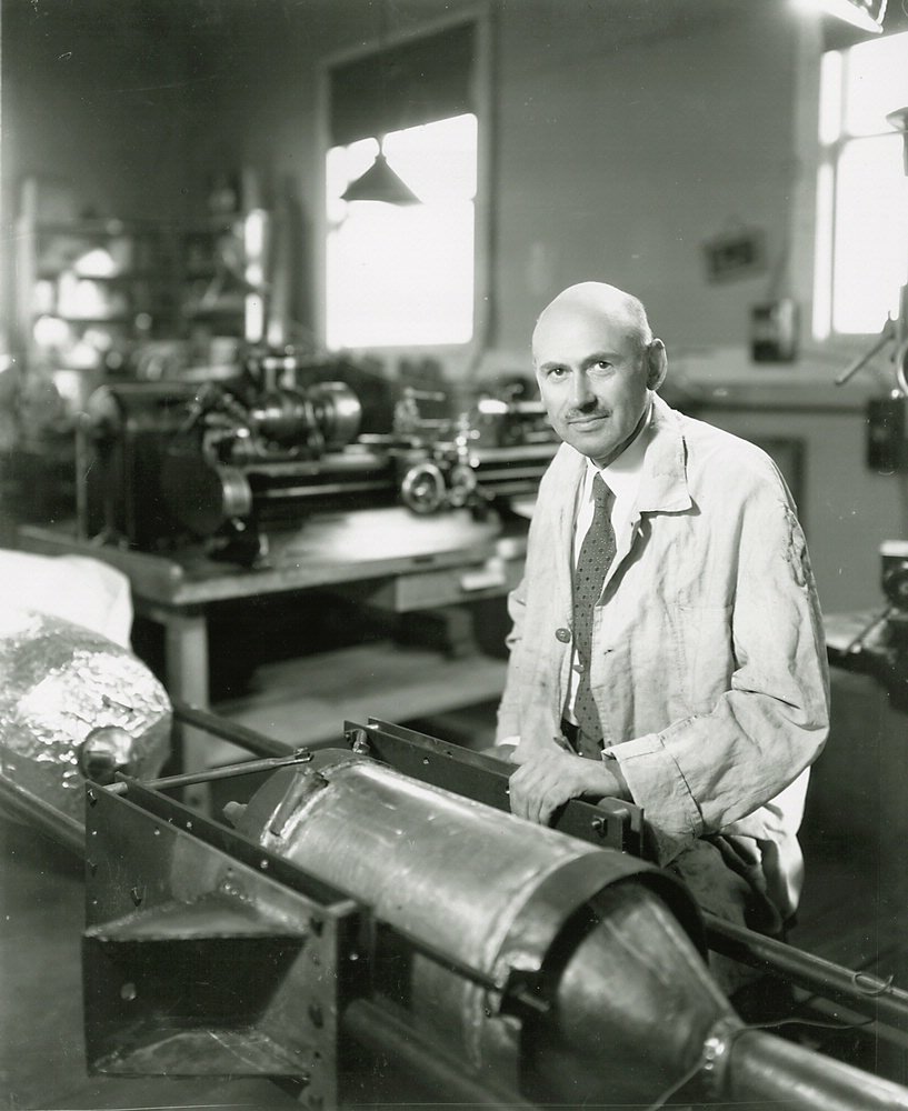 PhysInHistory's tweet photo. Happy Birthday to Robert H. Goddard (October 5, 1882), the visionary physicist and engineer widely regarded as the father of modern rocketry! 

Goddard's groundbreaking work in liquid-fueled rocket propulsion paved the way for modern space exploration. His 1926 launch of the world’s first liquid-fueled rocket was a milestone that set the stage for everything from satellites to lunar landings.