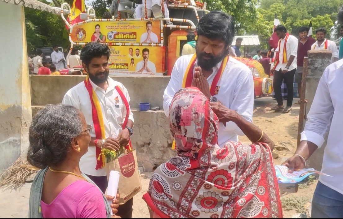 soundar4uall's tweet photo. மதுராந்தகம் சட்டமன்றத் தொகுதி இடைத்தேர்தலை முன்னிட்டு, தமிழக வெற்றிக் கழகம் சார்பில் மதுராந்தகம் தொகுதியில் தீவிரப் பிரச்சாரக் களத்தில்

தொடர்ந்து மக்களோடு மக்களாக இணைந்து, தமிழக வெற்றிக் கழகத்தின் வெற்றிக்காக களப்பணியாற்றுவோம்.

@TVKVijayHQ @TVKHQITWingOffl 

#SoundaraRaja
#MannukkumMakkalukkum
#TVKVijay‌ #TVK