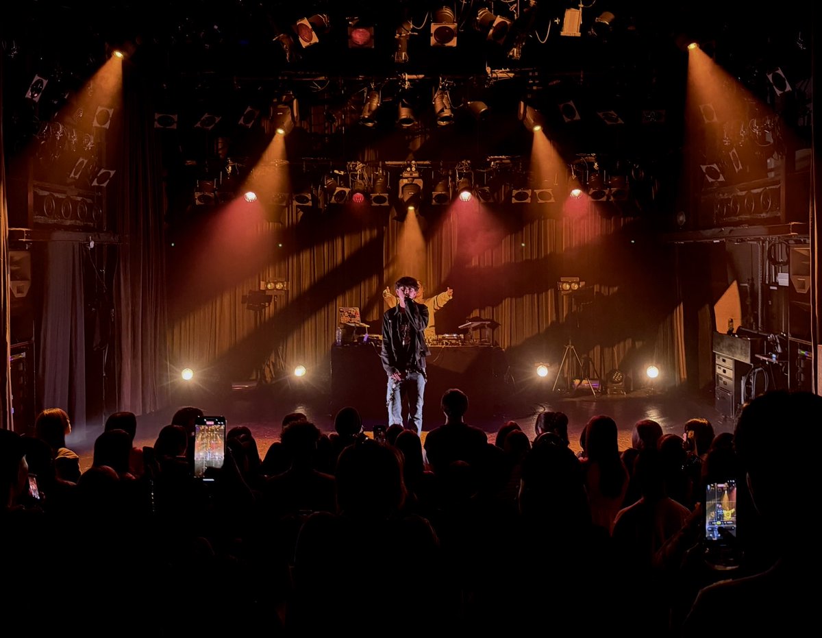 ax11_aki's tweet photo. 10/3の+−アカペララップ映像まで持ってる人いたら欲しいです

9/20映像撮ってくれた方、3曲ともsnsあげてくれたら嬉しい

ありがたいことにR&amp;Bのdayイベからparty系のnightイベまで色々呼ばれるから、それぞれ好きな雰囲気のライブ選んでくれたら

俺もイベントによって雰囲気とかセトリ変えてます https://t.co/Yc2Oi0hgAd