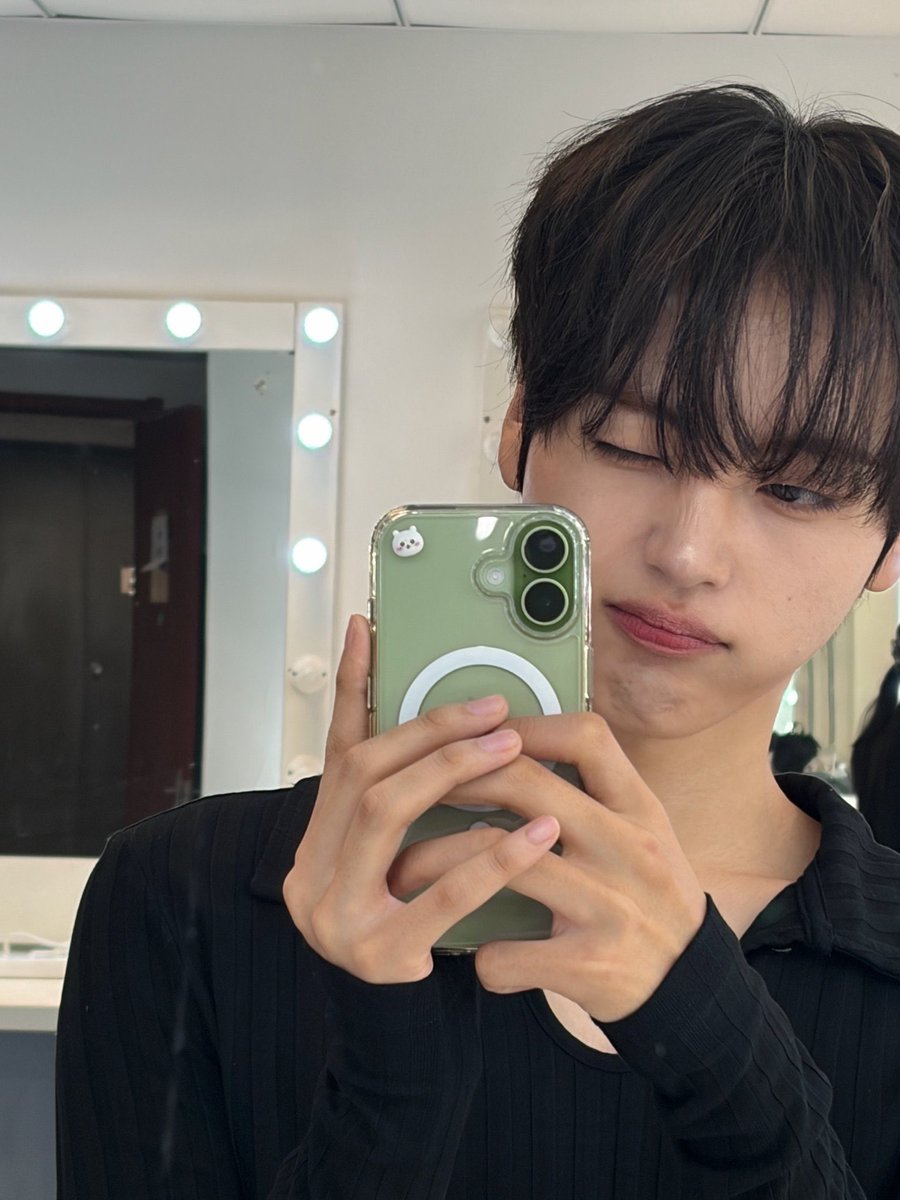 lover_tlas's tweet photo. 래퍼남친 https://t.co/rvmyp0Qx5B