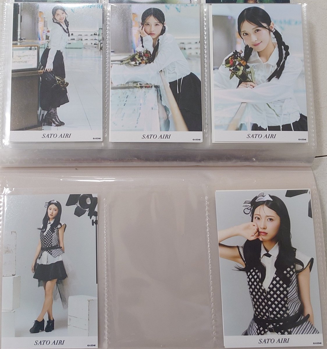 harunatore's tweet photo. 【交換 トレード募集】AKB48
伊勢丹 TOKYO ISSUE
PhotoEight(ランダムハーフサイズ生写真)

[提供 譲] 画像1、2枚目
森川コンプ
工藤 引 寄
橋本恵 中
長友 引
伊藤 寄
佐藤 引 寄
小栗 引

[希望 求] 画像3枚目
佐藤共通の中間＞他応相談

本日現地トレーディングスペース交換希望 https://t.co/DPvwHYTWsw