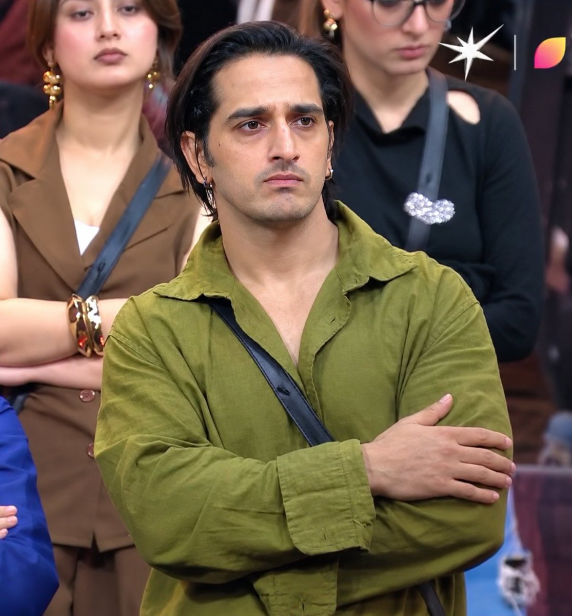 Nahyan_here's tweet photo. Trust me this pic will get more likes than the promo❤️🔥 !

#QaziTouqeer #Biggboss20 https://t.co/fOBiUEsfVk