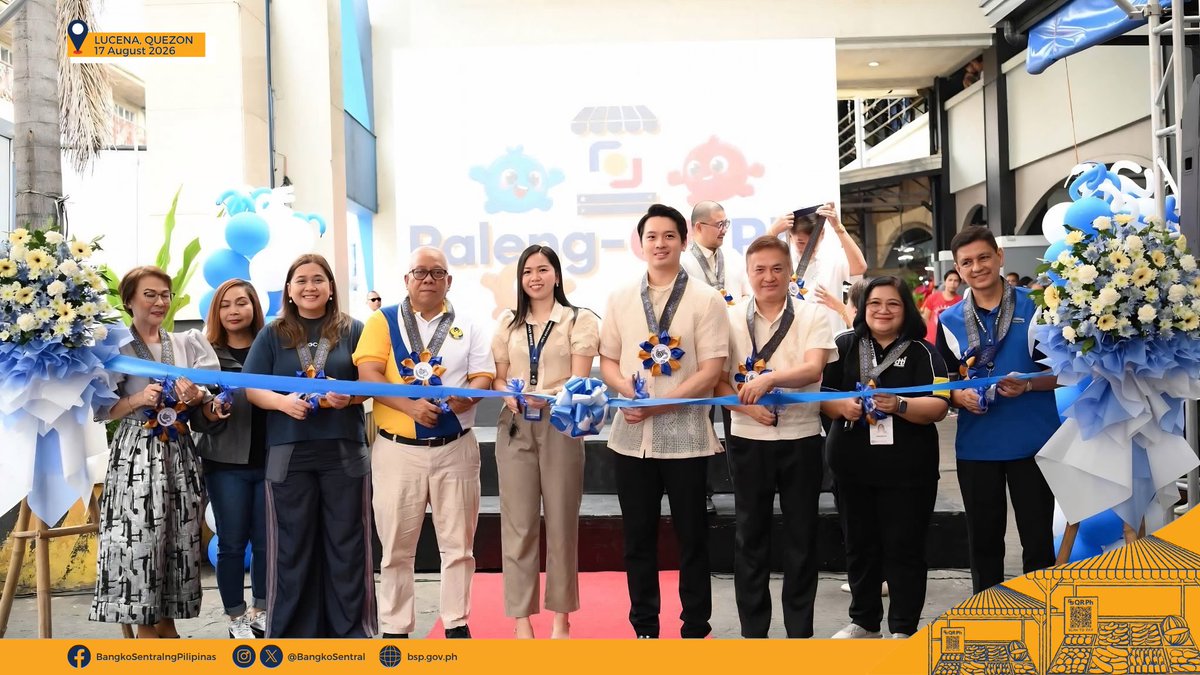 BangkoSentral's tweet photo. LUCENA CITY, PALENG-QR PH PLUS-READY NA, CURRENCY EXCHANGE PARTNER PA!

Pormal nang inilunsad sa Lucena City ang Paleng-QR Ph Plus (PQPP) upang palawakin ang paggamit ng QR Ph bilang ligtas, mabilis, at convenient na paraan ng pagbabayad sa mga pamilihang bayan, pampublikong sasakyan, at iba pang negosyo.

Isinagawa ang paglulunsad sa Lucena City Public Market noong 17 Agosto 2026 sa pangunguna nina Lucena City Mayor Mark Don Victor Alcala, Vice Mayor Roderick “Dondon” Alcala, City Administrator Anacleto “Jun” Alcala Jr., at Bangko Sentral ng Pilipinas Lucena Branch Area Director Alvin Bermido.

Bilang bahagi rin ng aktibidad, pumirma ng pledge of commitment ang Lucena Bankers Association (LBA) bilang Currency Exchange Partner sa ilalim ng BSP Piso Caravan Program. Sa pakikipagtulungan sa LBA, maaaring magsagawa ng currency exchange activities sa mga susunod na aktibidad at events, kung kinakailangan.

Layunin ng BSP Piso Caravan na mas mapadali at mapalapit sa publiko ang pagpapapalit ng marurumi (unfit) at sira-sirang (mutilated) salapi.

#PalengQRPhPlus #QRPh #LetsGetDigitALL #DigitalPayments #BSP