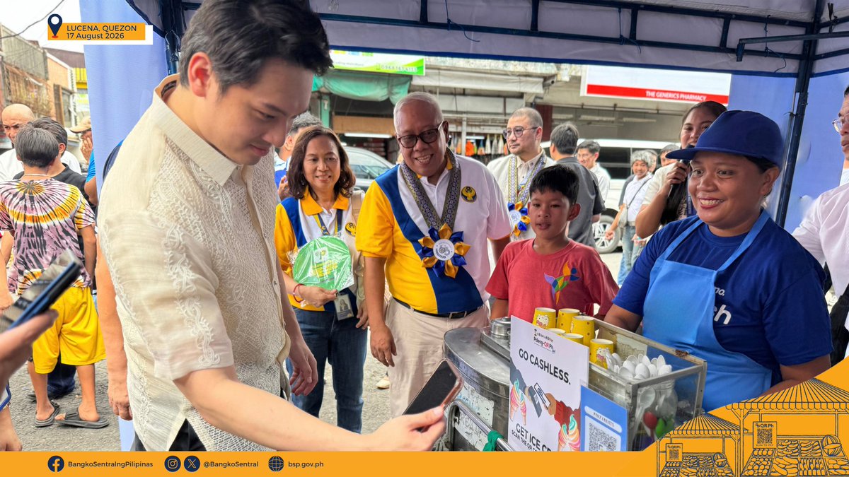 BangkoSentral's tweet photo. LUCENA CITY, PALENG-QR PH PLUS-READY NA, CURRENCY EXCHANGE PARTNER PA!

Pormal nang inilunsad sa Lucena City ang Paleng-QR Ph Plus (PQPP) upang palawakin ang paggamit ng QR Ph bilang ligtas, mabilis, at convenient na paraan ng pagbabayad sa mga pamilihang bayan, pampublikong sasakyan, at iba pang negosyo.

Isinagawa ang paglulunsad sa Lucena City Public Market noong 17 Agosto 2026 sa pangunguna nina Lucena City Mayor Mark Don Victor Alcala, Vice Mayor Roderick “Dondon” Alcala, City Administrator Anacleto “Jun” Alcala Jr., at Bangko Sentral ng Pilipinas Lucena Branch Area Director Alvin Bermido.

Bilang bahagi rin ng aktibidad, pumirma ng pledge of commitment ang Lucena Bankers Association (LBA) bilang Currency Exchange Partner sa ilalim ng BSP Piso Caravan Program. Sa pakikipagtulungan sa LBA, maaaring magsagawa ng currency exchange activities sa mga susunod na aktibidad at events, kung kinakailangan.

Layunin ng BSP Piso Caravan na mas mapadali at mapalapit sa publiko ang pagpapapalit ng marurumi (unfit) at sira-sirang (mutilated) salapi.

#PalengQRPhPlus #QRPh #LetsGetDigitALL #DigitalPayments #BSP