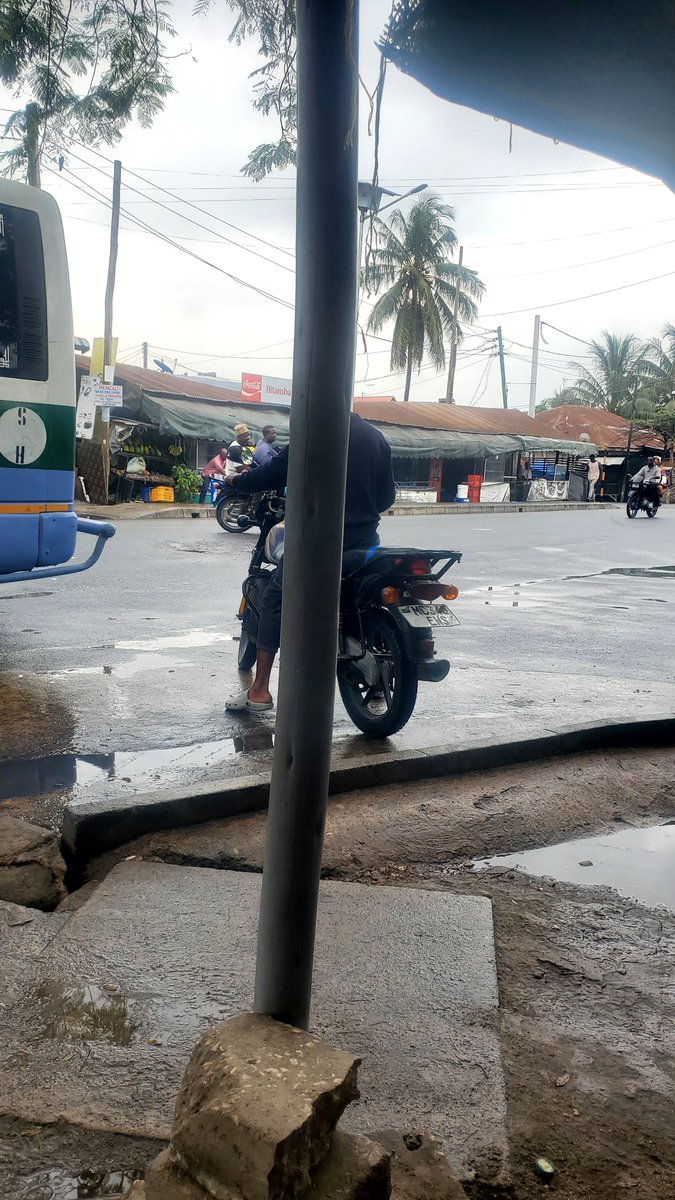 MontanaJr__'s tweet photo. Nani yupo mitaa hii aje tuzinese https://t.co/GeFVt4fI4v