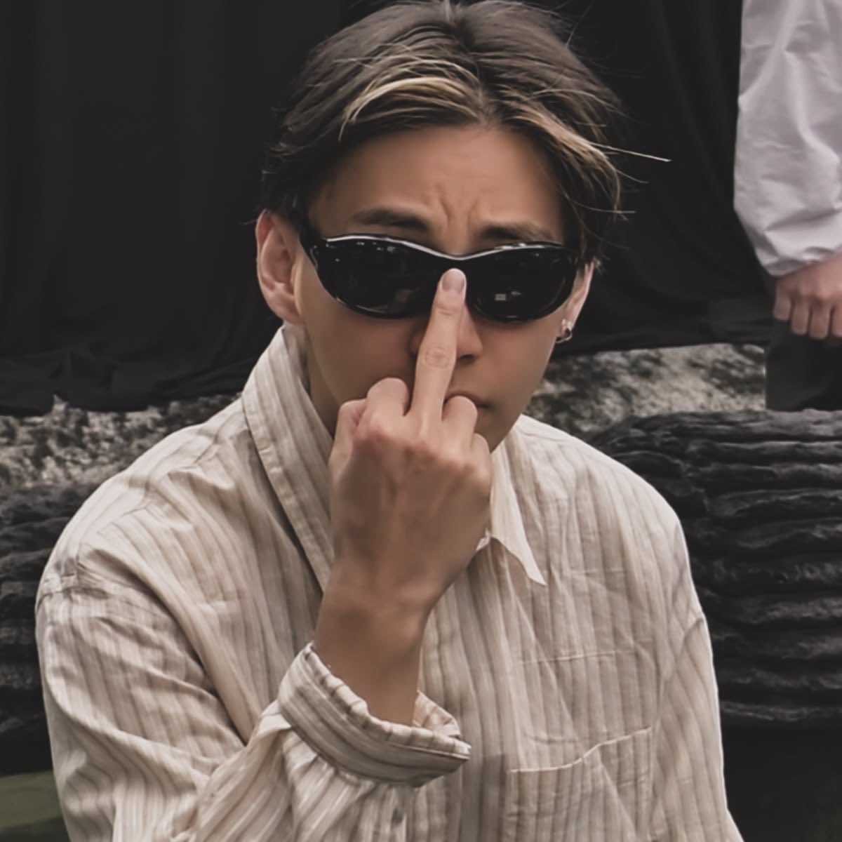 stephkook13's tweet photo. @Arthur11322 Te lo juro JAJAJAJA y todavía nos dicen que si habrá quinta temporada, mejor mierda https://t.co/ELacVDf7oU