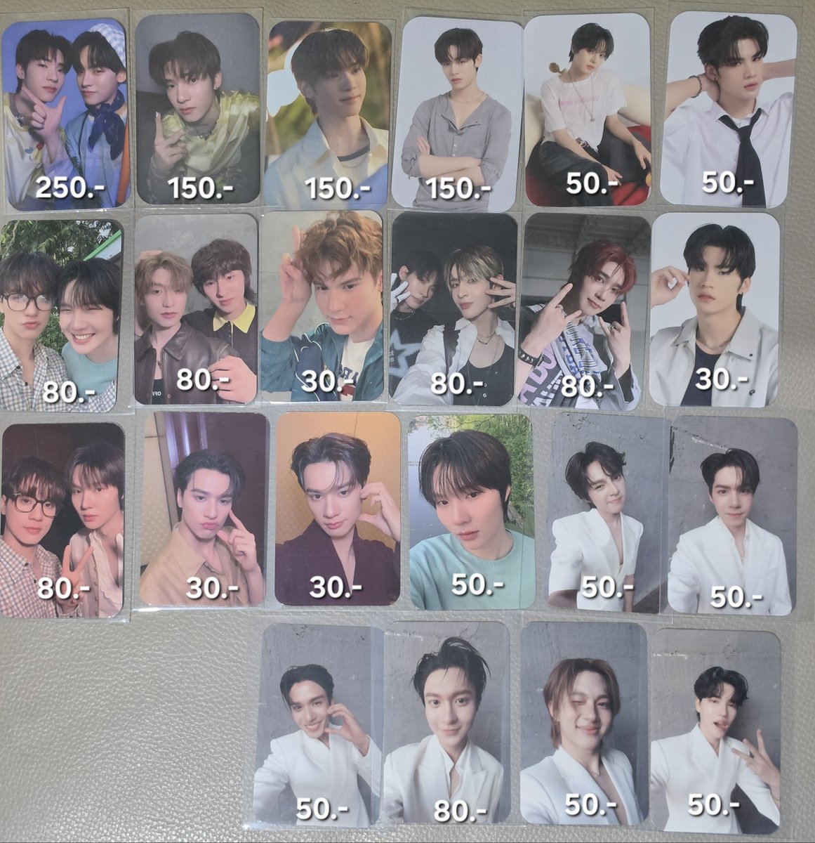 AngelsRrealIdo's tweet photo. WTS 💫 
ด้วงกับเธอ ดั่งเดือนค้าฟ้า 
กี่หมื่นฟ้า unknow lover dexx
Line up

📮 Shipping 40.-
#ตลาดนัดตี๋ตี๋ป๋อ #ตลาดนัดเก่งน้ำปิง
#ตลาดนัดดูมันดิ
#ตลาดนัดด้วงกับเธอ https://t.co/xfWjRGZy8y