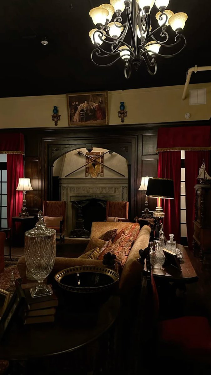 oscarxinho's tweet photo. #thevampirediaries #tvd #tvdu #damonsalvatore #stefansalvatore https://t.co/qB3UEzlgaD