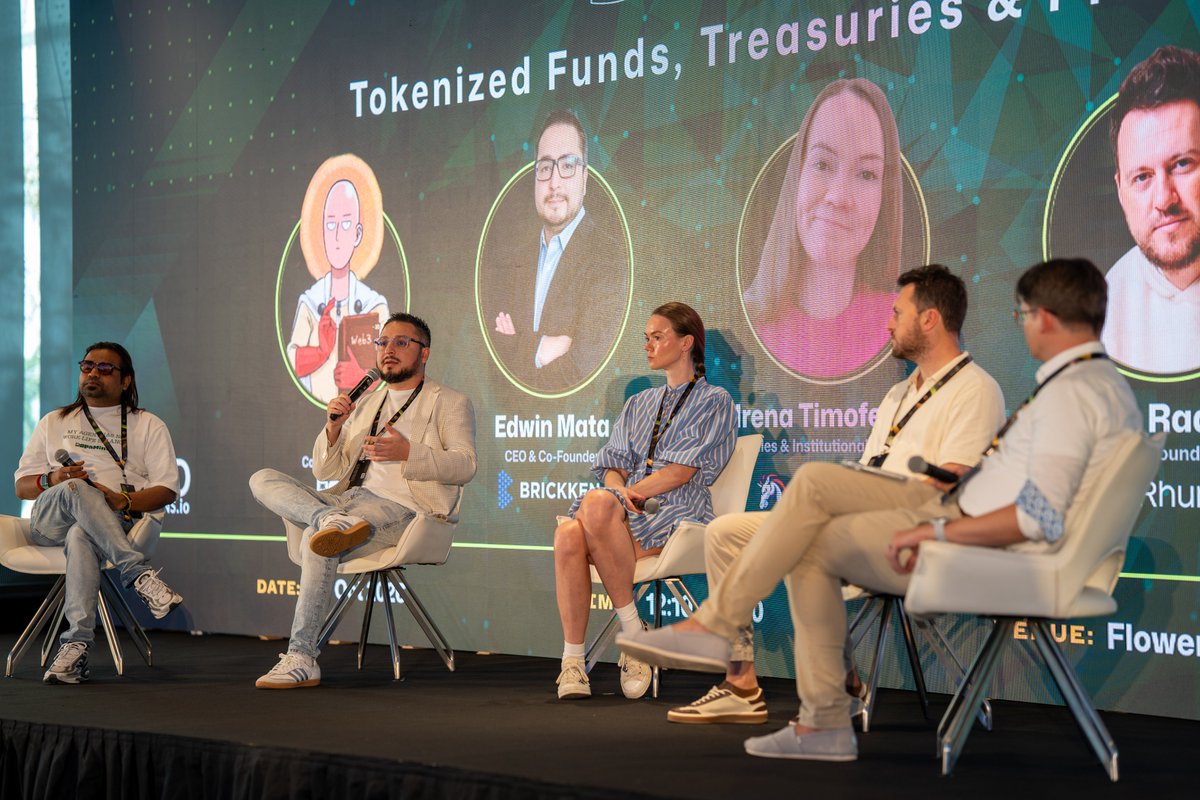 CoinFerenceX's tweet photo. That’s a wrap on Panel 03! 🎙️

A huge thank you to our speakers for breaking down how Real World Assets are growing up, from pilots to scaling on-chain products:

• @irenaxbt | Head of Sales & Institutional Partnerships, @1inch 
• @edwin_mata | CEO & Co-Founder, @Brickken
• UV | Core Contributer, @DopaMintLabs 
• @BgdRadulescu | Co-Founder, @untold | @RhunaIO 
• @aksenovd15  | Founder, @carriedforward 

Stay tuned for more live highlights from Gardens by the Bay! 🇸🇬

#CoinFerenceX #TheBestEvent