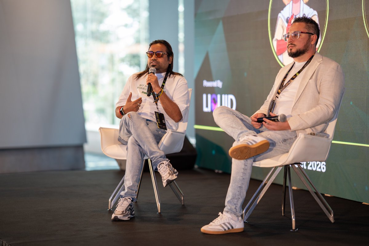 CoinFerenceX's tweet photo. That’s a wrap on Panel 03! 🎙️

A huge thank you to our speakers for breaking down how Real World Assets are growing up, from pilots to scaling on-chain products:

• @irenaxbt | Head of Sales & Institutional Partnerships, @1inch 
• @edwin_mata | CEO & Co-Founder, @Brickken
• UV | Core Contributer, @DopaMintLabs 
• @BgdRadulescu | Co-Founder, @untold | @RhunaIO 
• @aksenovd15  | Founder, @carriedforward 

Stay tuned for more live highlights from Gardens by the Bay! 🇸🇬

#CoinFerenceX #TheBestEvent