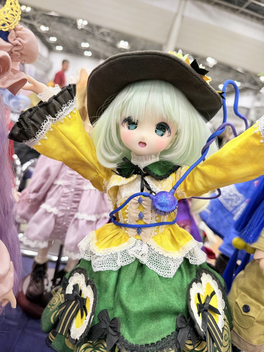 wwwrqd's tweet photo. 例大祭お疲れ様です～
ののあさんのスペースにお邪魔しました。
こんなにたくさんの東方ドールがいて嬉しい！
これからもよろしく՞˶•⩊•˶՞ಣ https://t.co/3UFaT88m2B