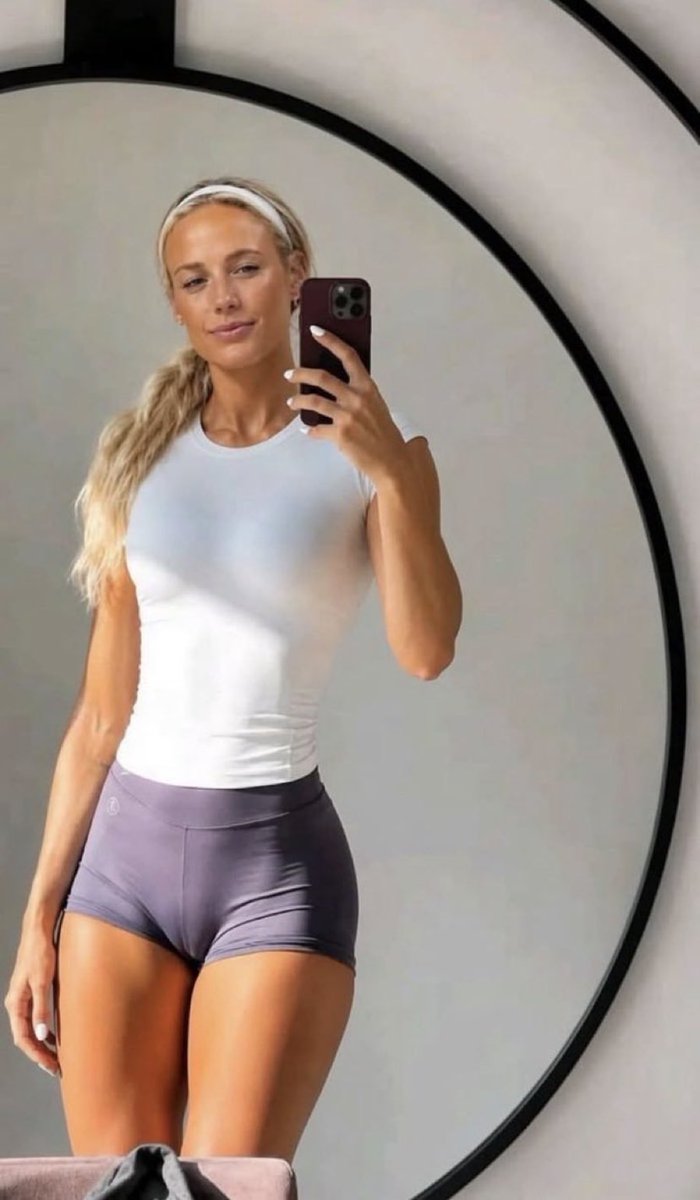sophie00811's tweet photo. Beautiful or not? Say something nice 💋 https://t.co/0Rg9NQyx2L