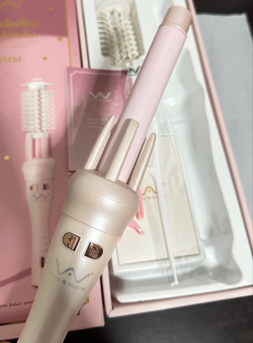 amileecu's tweet photo. Vivid&vogue 28mm รุ่นAI สีROSE GOLD
550 รวมส่ง ใช้งานปกติ เครื่องสวยสภาพดี ผ่านการใช้งานน้อย สีน่ารักมากๆ อุปกรณ์มีกิ๊บ+หวี
สนใจเดมมาดูพตได้นะคะ 🪽
#vividandvogue #vivid&vogue #ส่งต่อvividandvogue #ส่งต่อ #ส่งต่อvivid&vogie #ส่งต่อเครื่องลอนผม #ส่งต่อเครื่องม้วนผม #ที่ลอนผม https://t.co/w1vlcSOUiE