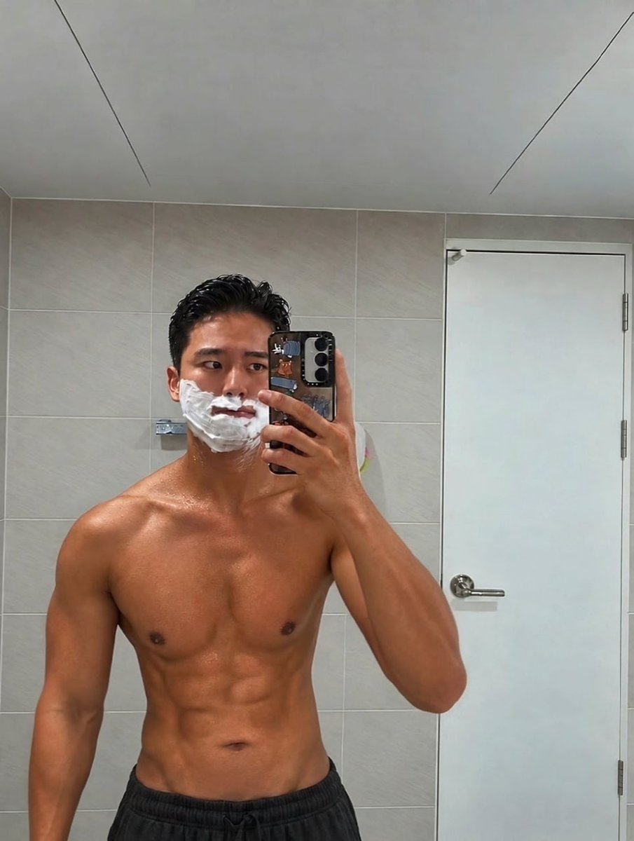 Mrkan9aroo's tweet photo. 단순한 친구 이상으로 발전해 나갈 수 있는 퀴어 파트너를 만나고 싶어요. 진심으로 만나고 싶습니다. https://t.co/LvXL488Qku
