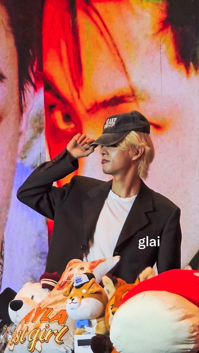 jakesimjang's tweet photo. 100426 Dunkin’ Fansign Event

#JAKE #ENHYPEN_JAKE https://t.co/02rQu9tl1h