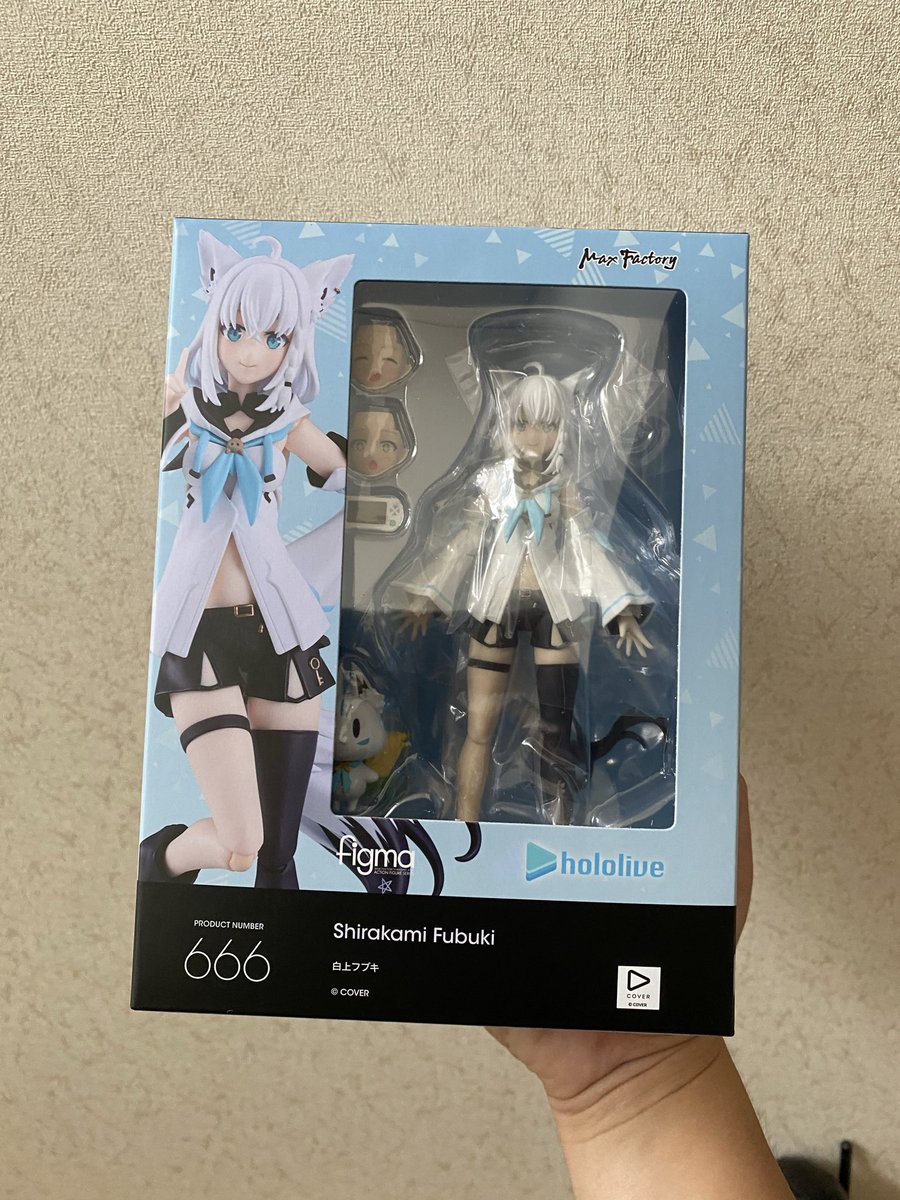 sig_S15's tweet photo. 予約してなかなか来ないと思ってたら国王の誕生日に国王が届きました https://t.co/GgO6CL9Sbf